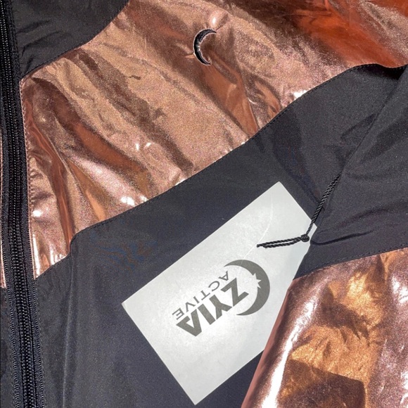 Zyia BNWT pink shine block jacket - Picture 3 of 4